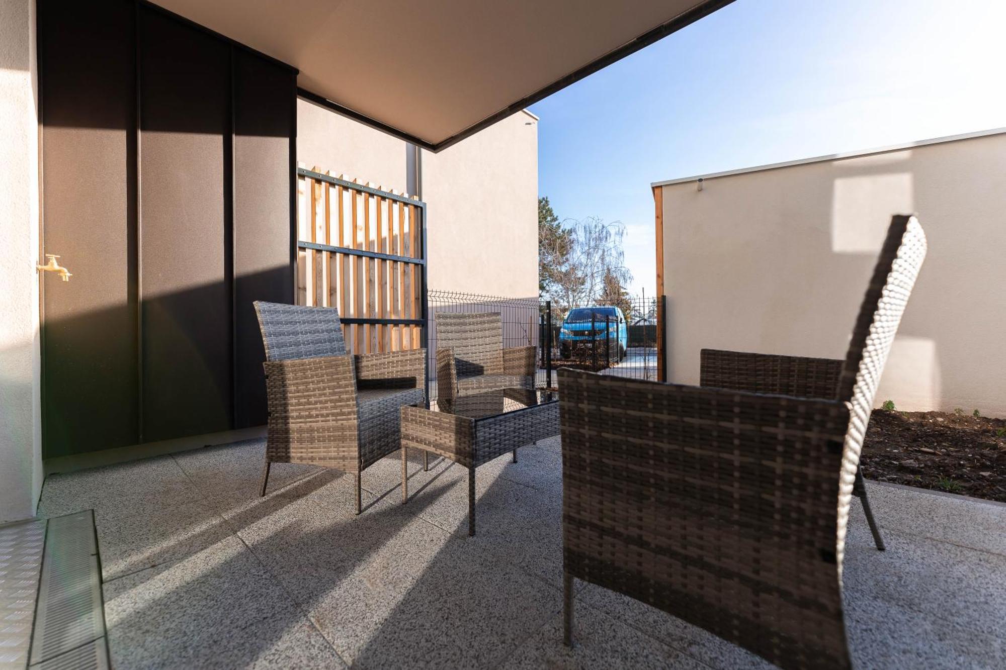 Les Jardins De La Semme Apartment Colmar Luaran gambar